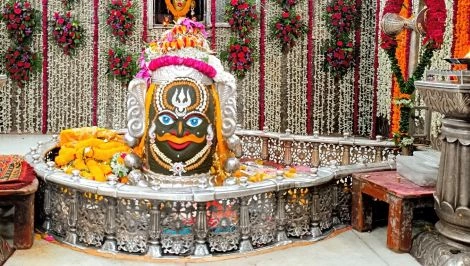 Mahakal Mandir Ujjain decorated Jyotirlinga Darshan