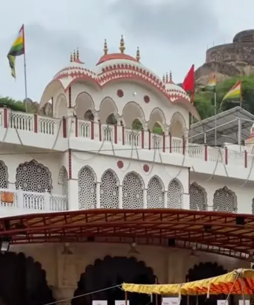 Moti Dungri Ganesh Temple Jaipur front view with devotees during morning darshan